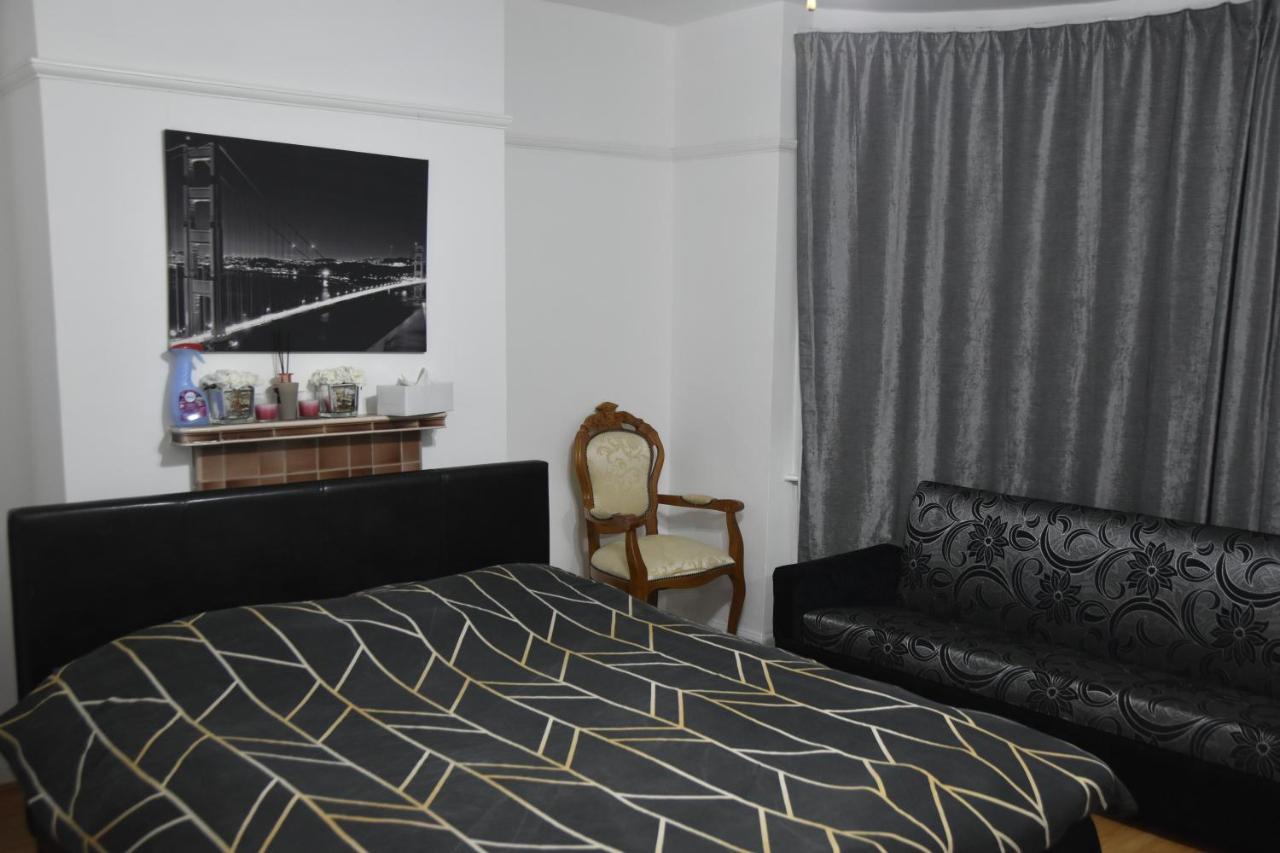 Clarendon House Hotel ลูตัน ภายนอก รูปภาพ